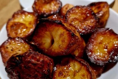 Thumbnail for Roast potatoes in beef dripping 🥔😋
