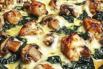 Thumbnail for CHICKEN SPINACH AND MUSHROOM LOW CARB OVEN DISH 😍😋