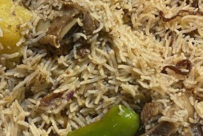 Thumbnail for  Mutton Yakhni Pulao Recipe