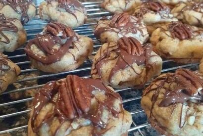 Thumbnail for 🥜 Pecan Puffs (Mexican Wedding Cookie–Style