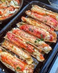 Thumbnail for Baked Crab Legs in Butter Sauce-
